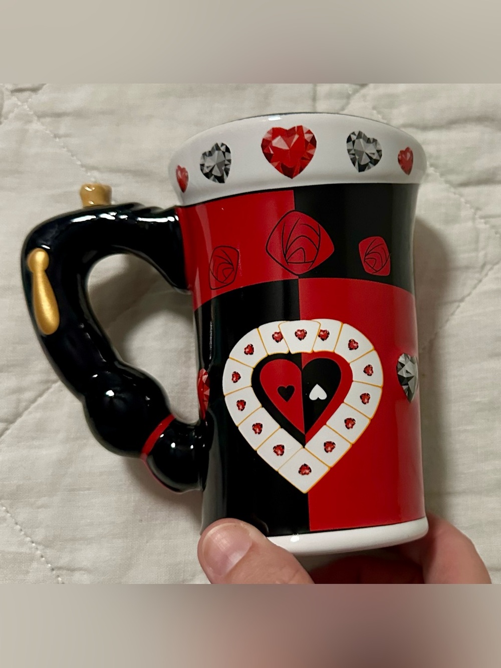 Queen of Hearts Mug Disney Alice in Wonderland - Picture 3 of 5